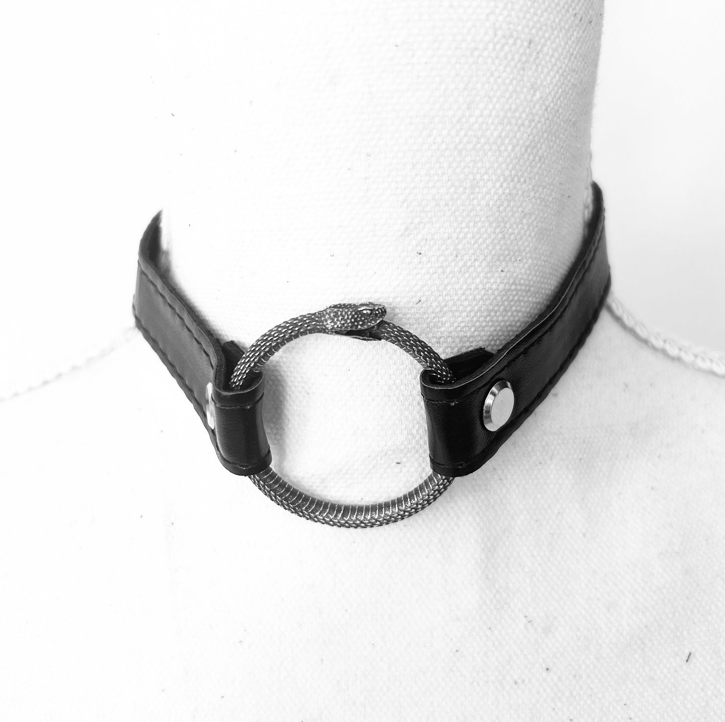 Ouroboros infinity snake Choke collar
