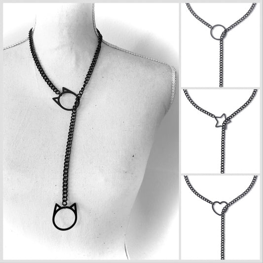 Black chain martingale necklace